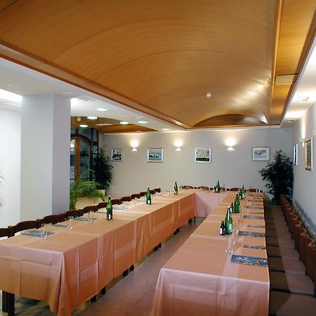 Hotel Villa Marija Tucepi Ngoại thất bức ảnh