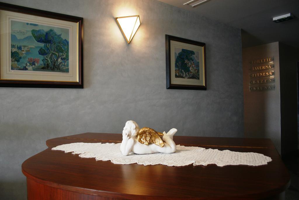 Hotel Villa Marija Tucepi Ngoại thất bức ảnh